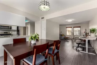 Photo #6: 6839227 Listing 