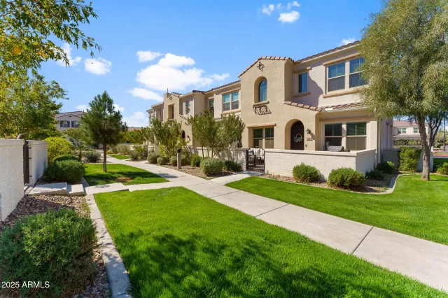 MLS: 6839281 Condo For Sale