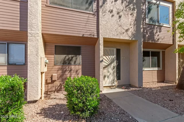 MLS: 6839311 Condo For Sale