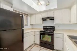 Photo #5: 6839311 Listing 