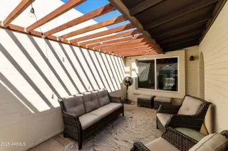 Photo #2: 6839406 Listing 