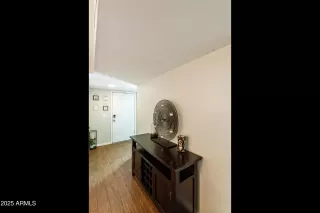 Photo #4: 6839406 Listing 