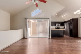 Photo #2: 6839650 Listing 