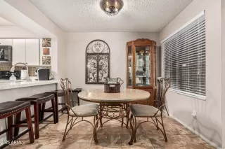 Photo #2: 6839757 Listing 