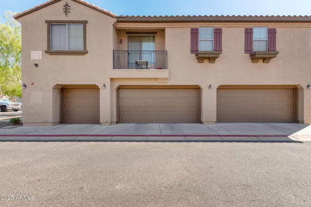 MLS: 6839952 Condo For Sale