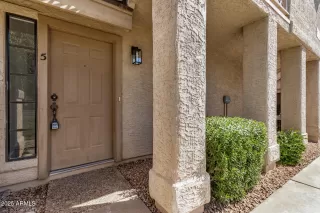 Photo #2: 6840244 Listing 