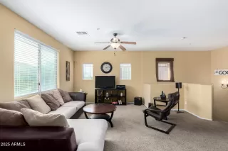 Photo #3: 6840271 Listing