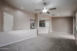 Photo #6: 6840406 Listing 