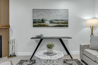 Photo #2: 6840419 Listing 