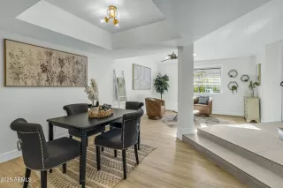 Photo #6: 6840419 Listing 