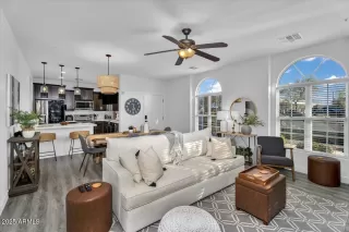 Photo #2: 6840531 Listing 