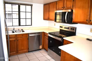 Photo #2: 6840568 Listing