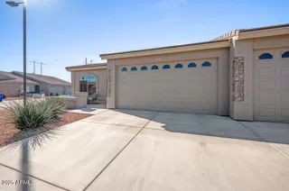 Photo #1: 6840633 Listing 