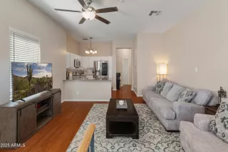 Photo #4: 6840640 Listing