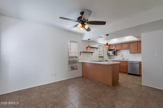 Photo #1: 6840724 Listing 