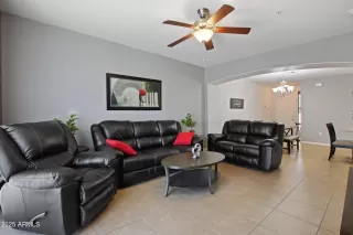 Photo #3: 6841207 Listing