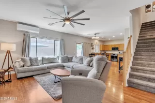 Photo #3: 6841389 Listing 