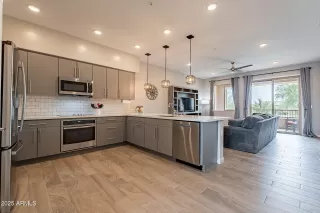 Photo #4: 6841639 Listing 