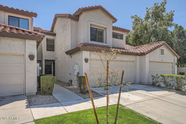 MLS: 6841722 Condo For Sale