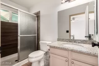 Photo #5: 6841812 Listing 