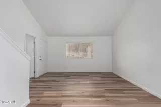 Photo #4: 6841884 Listing 