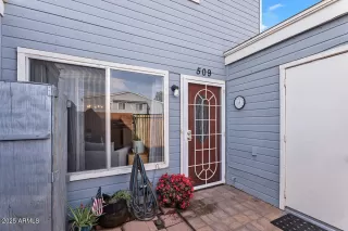 Photo #3: 6842042 Listing