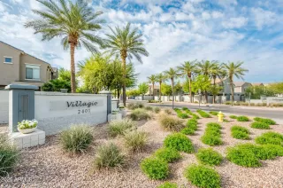 Photo #2: 6842128 Listing