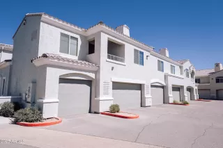 Photo #3: 6842323 Listing 