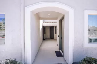 Photo #5: 6842323 Listing 