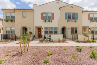 Photo #5: 6842482 Listing 