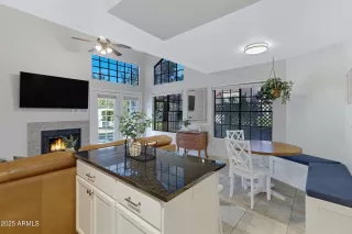 Photo #6: 6842518 Listing