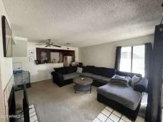 Photo #2: 6842533 Listing