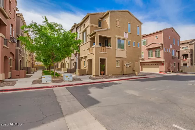 MLS: 6842629 Condo For Sale