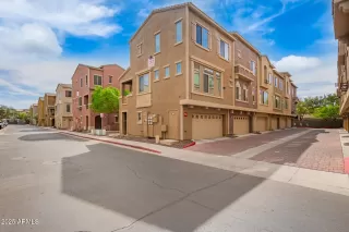 Photo #1: 6842629 Listing