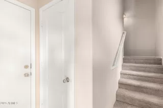 Photo #5: 6842629 Listing