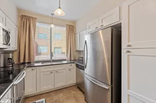 Photo #4: 6842734 Listing