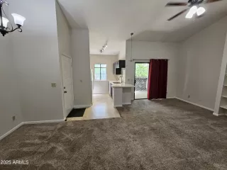 Photo #1: 6842792 Listing