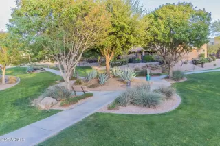 Photo #2: 6842914 Listing