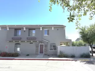 Photo #2: 6842932 Listing 