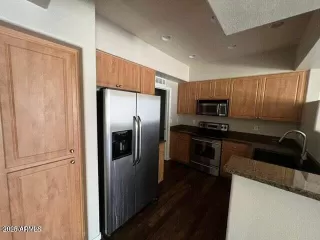 Photo #5: 6843045 Listing 