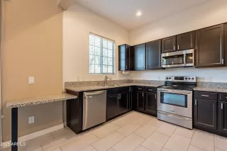 Photo #6: 6843310 Listing