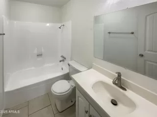 Photo #6: 6843467 Listing 