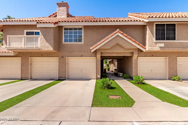 MLS: 6843803 Condo For Sale