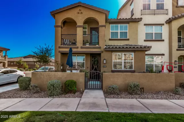 MLS: 6843926 Condo For Sale