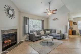 Photo #3: 6843938 Listing