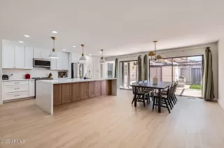 More Details about MLS # 6844023 : 1550 N STAPLEY DRIVE#21