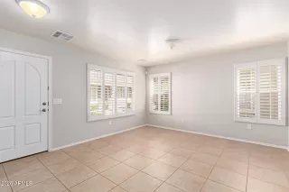 Photo #2: 6844088 Listing 