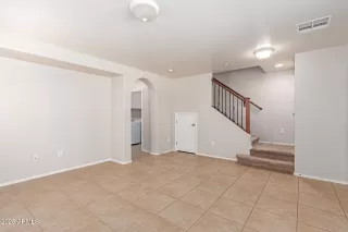 Photo #3: 6844088 Listing 