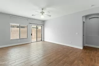 Photo #5: 6844092 Listing 