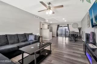 Photo #2: 6844355 Listing